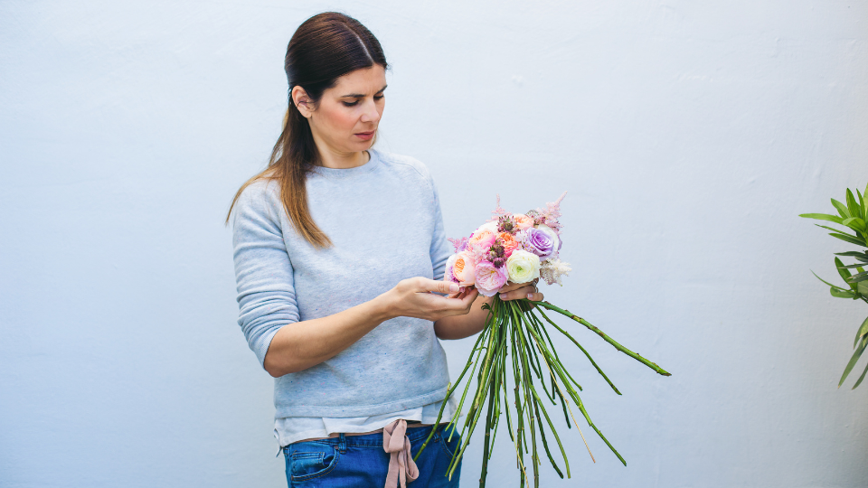 How To Become A Florist
